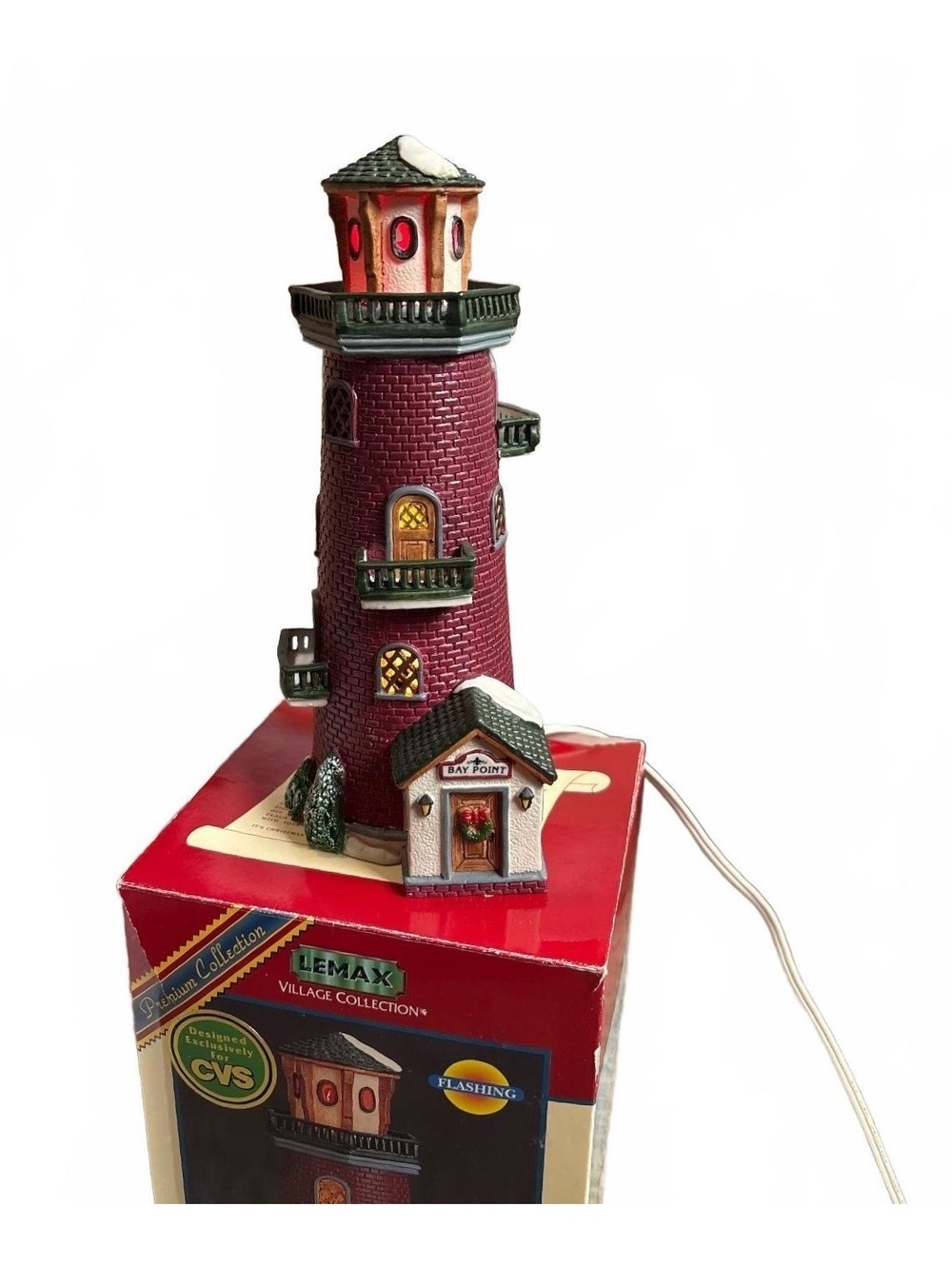 Lemax CVS Oak Creek Lighthouse Flashing Porcelain Lighted Village 1999 95373